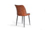 GINER Y COLOMER Chaise en cuir marron et pieds en métal